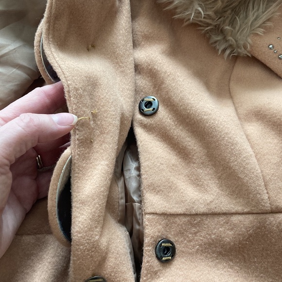 Adorable coat! - Picture 6 of 8